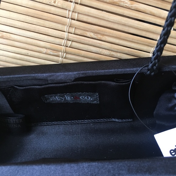 Style & Co Black Roses Clutch - Picture 6 of 7